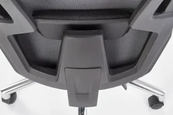 Fotel biurowy Mande z podnóżkiem czarny