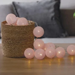 Girlanda cotton balls 20 lampek LED  różowa