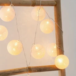Girlanda Cottonballs różowe 10 lampek  LED