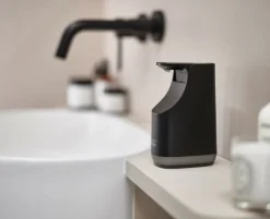 JJ-Dozownik do mydła Slim czarna