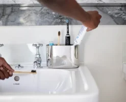 JJ-Organizer na szczoteczki L EasyStoreLuxe stalow