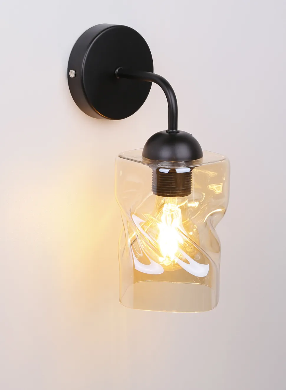 Kinkiet Felis lampa czarny 1x60W E27 klosz bursztynowy