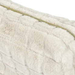 Kosmetyczka futrzana kremowa