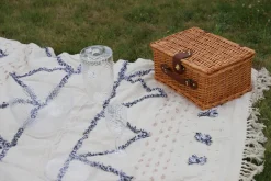 Kosz piknikowy dla czterech osób