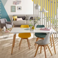 Krzesło Baya terracotta, nogi bukowe