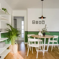 Krzesło Bow białe z tworzywa