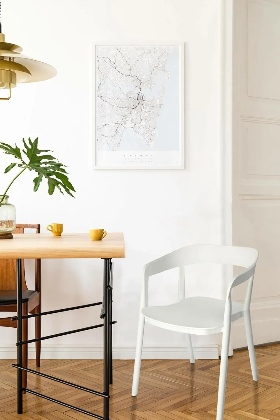 Krzesło Bow białe z tworzywa