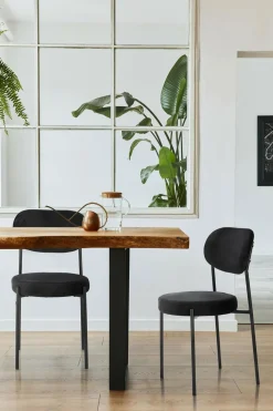 Krzesło Camile Velvet czarne tapicerowane