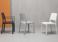 Krzesło Emi niebieskie z tworzywa