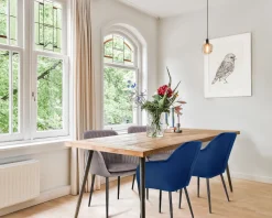 Krzesło Emilia Velvet deep blue/black tapicerowane