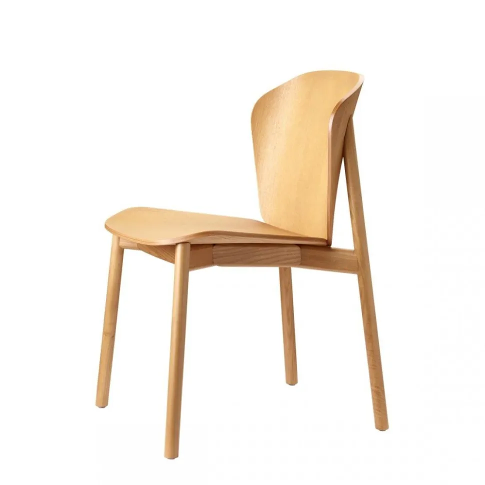 Krzesło Finn drewniane jasny orzech drewniane