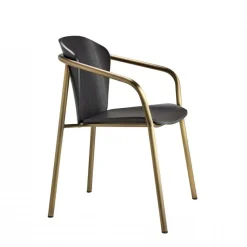 Krzesło Finn z podłokietnikami bejcowane drewniane