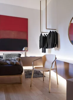 Krzesło Finn z podłokietnikami bejcowane drewniane