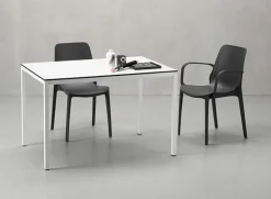 Krzesło Ginevra z podłokietnikami czerwo z tworzywa