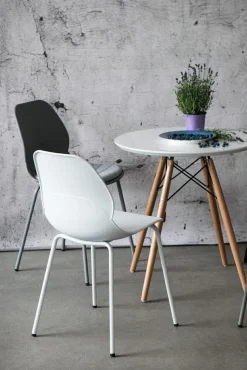 Krzesło Layer 4 białe wytrzymałe