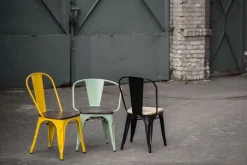 Krzesło Paris Wood czarne sosna orzech