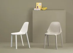 Krzesło Piu beżowe z tworzywa