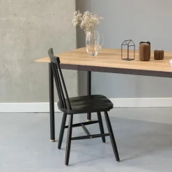 Krzesło Riano czarne drewniane