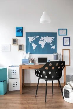 Krzesło Sajt czarne z tworzywa