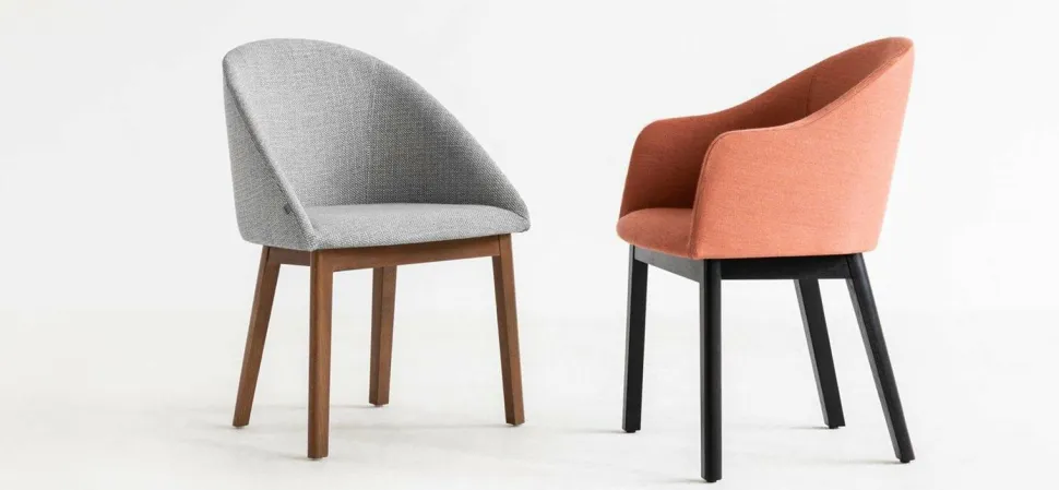 Krzesło z podłokietnikami Fameg POP premium buk CAT L2