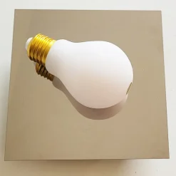 Lampa ścienna BULB złota 15 cm