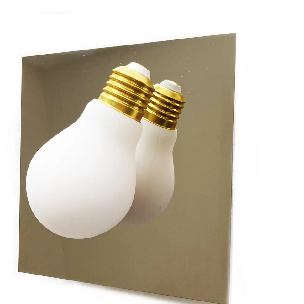 Lampa ścienna BULB złota 15 cm