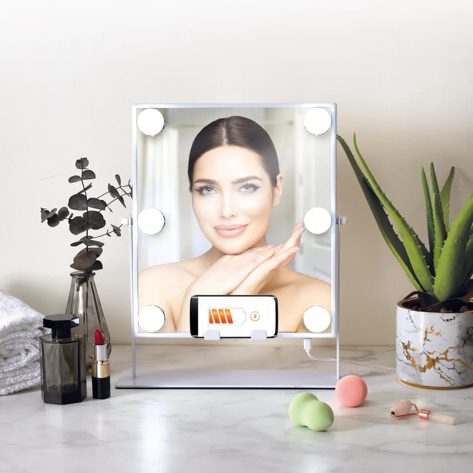 Lustro LED z głośnikiem i ładowarką