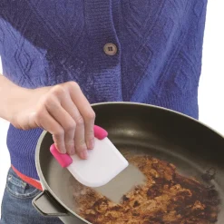 Nierysujący skrobak do patelni i garnków różowy