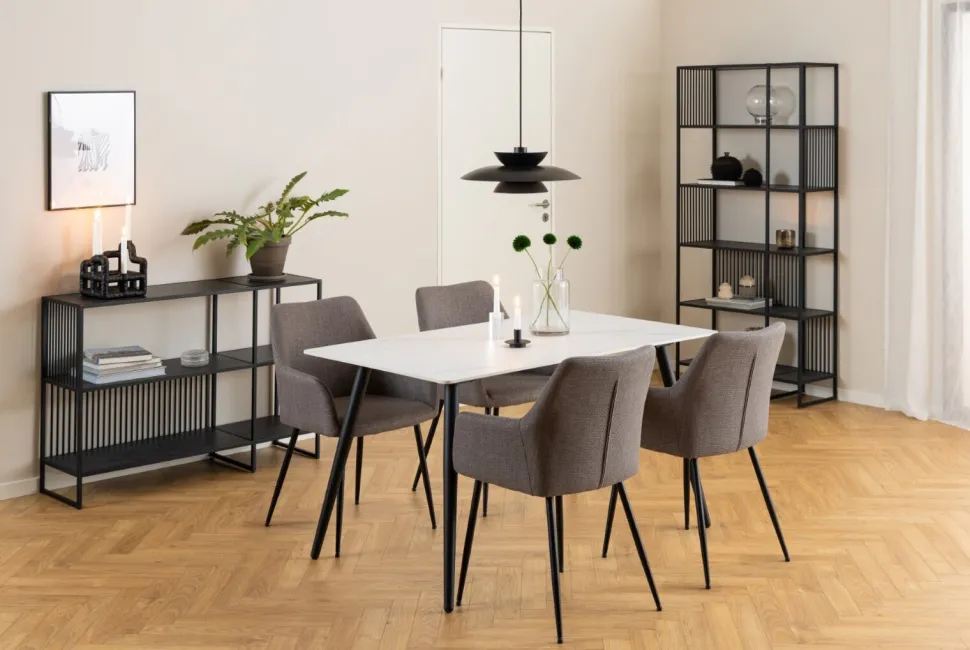 Regał Strington czarny