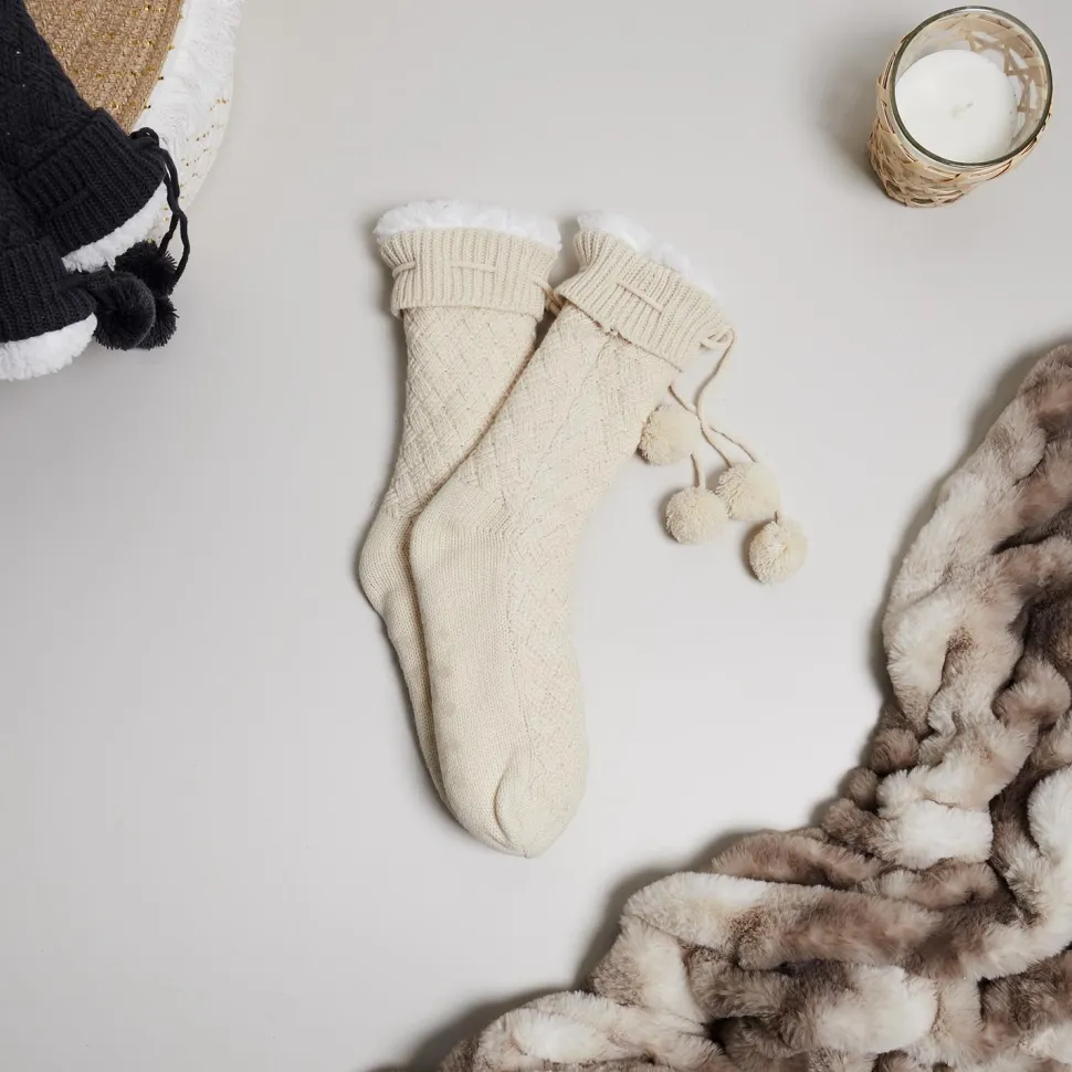 Skarpety plecione z pomponami kremowe 36-41