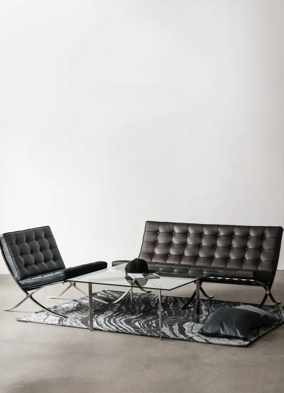 Sofa BA3 3 osobowa, czarna ekoskóra PU inspirowana Barcelona