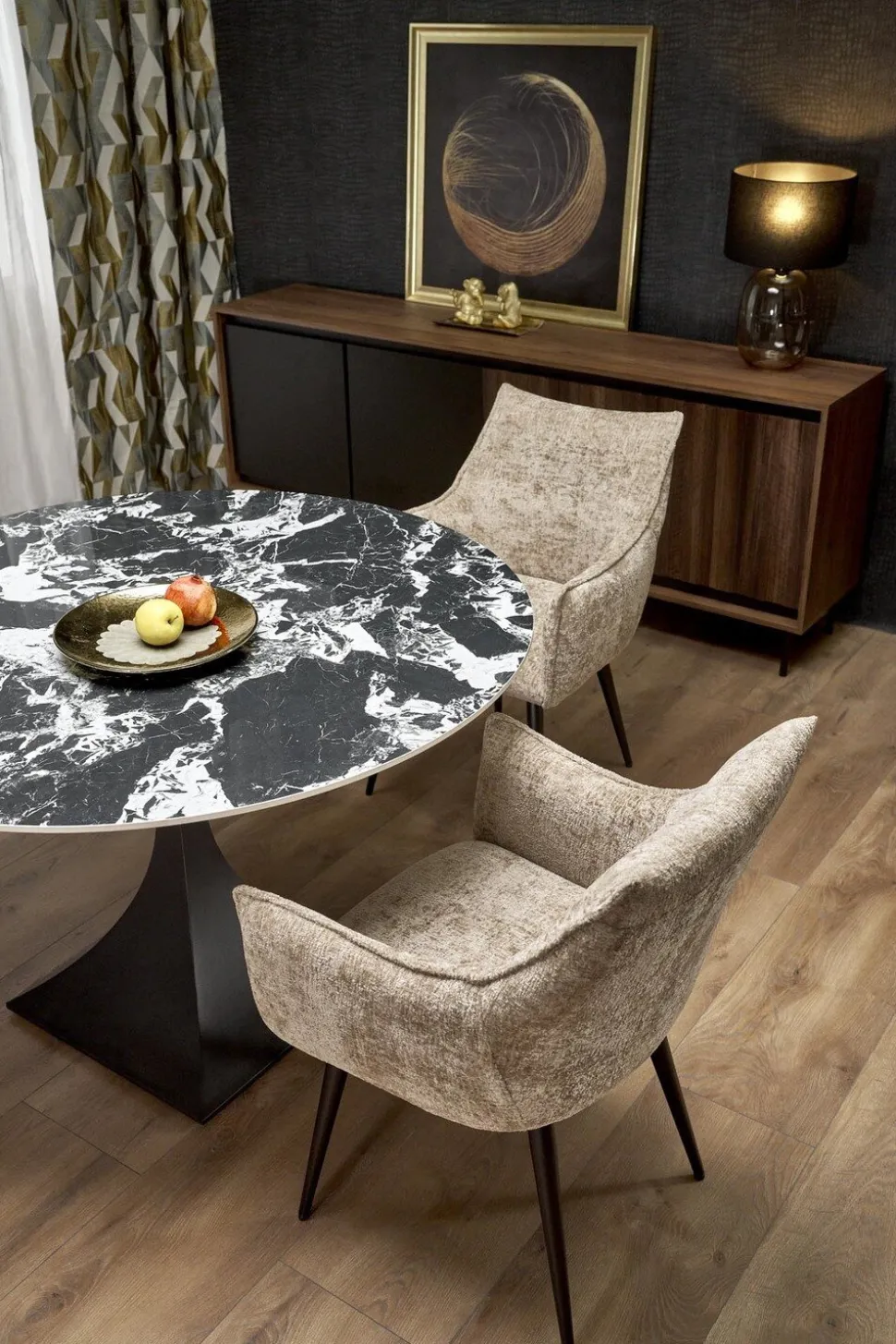 Stół okrągły Gives czarny marmur