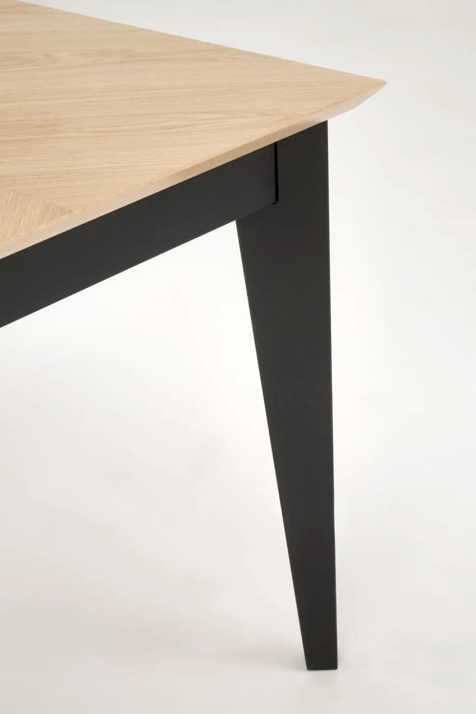 Stół rozkładany Manavi naturalny/ czarny