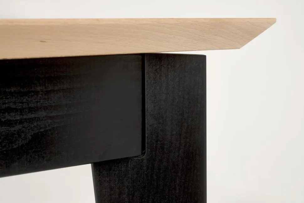 Stół rozkładany Manavi naturalny/ czarny