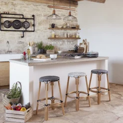 Stołek barowy Trecia czarny/naturalny