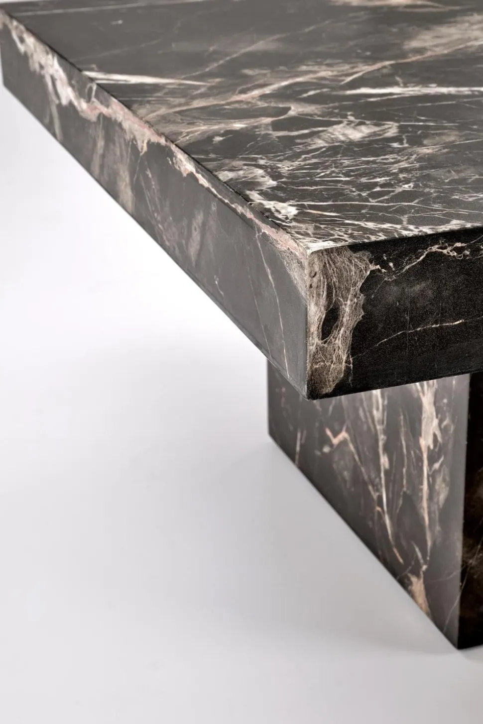 Stolik kawowy Liton czarny marmur