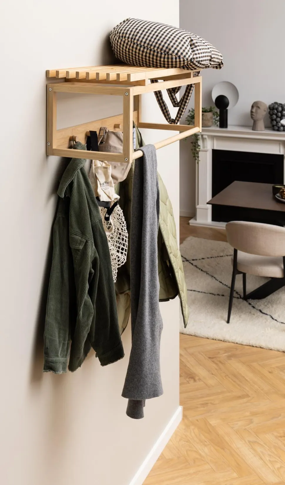 Wieszak na ubrania z półką Bali