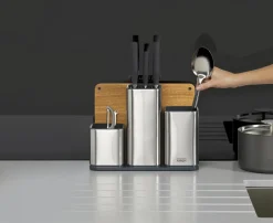 Zestaw kuchenny z deską Joseph Joseph srebrny/czarny